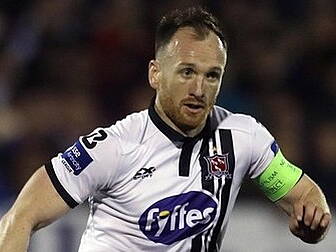 Dundalk re-sign captain Stephe...
